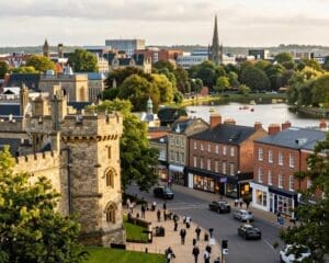 What are the best places to visit in Nottingham?